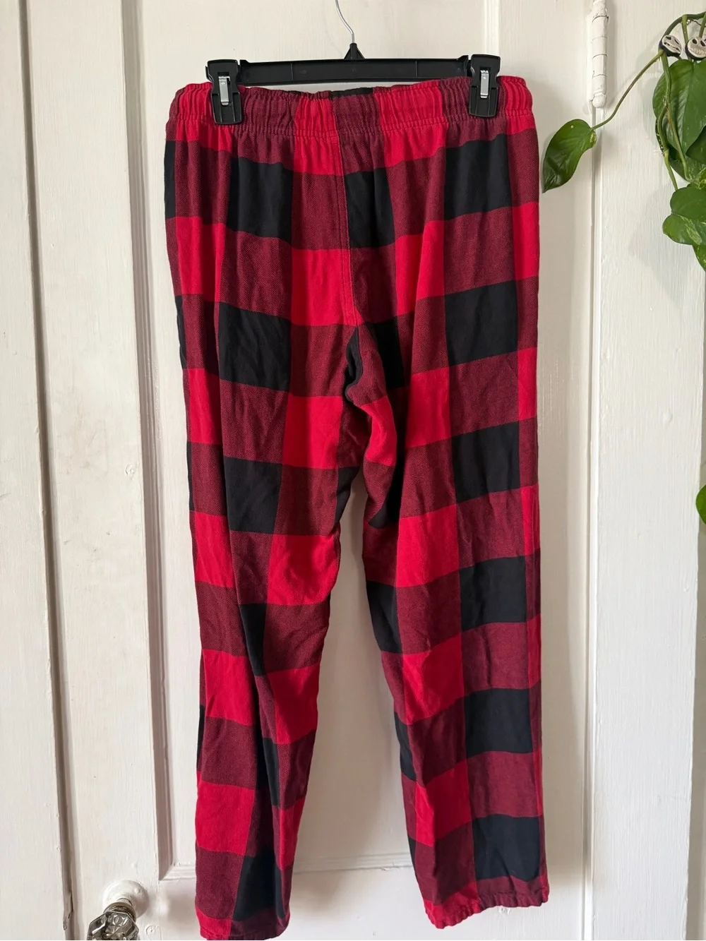 Red and Black Buffalo Plaid Lounge Pants Old Navy size S match the Fam!